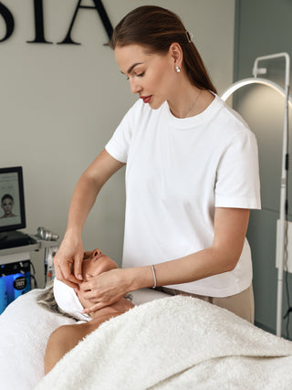 Lymphatic Drainage Face Massage